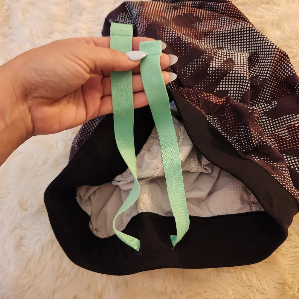 Lululemon Camo Print Size Medium Athletic Shorts